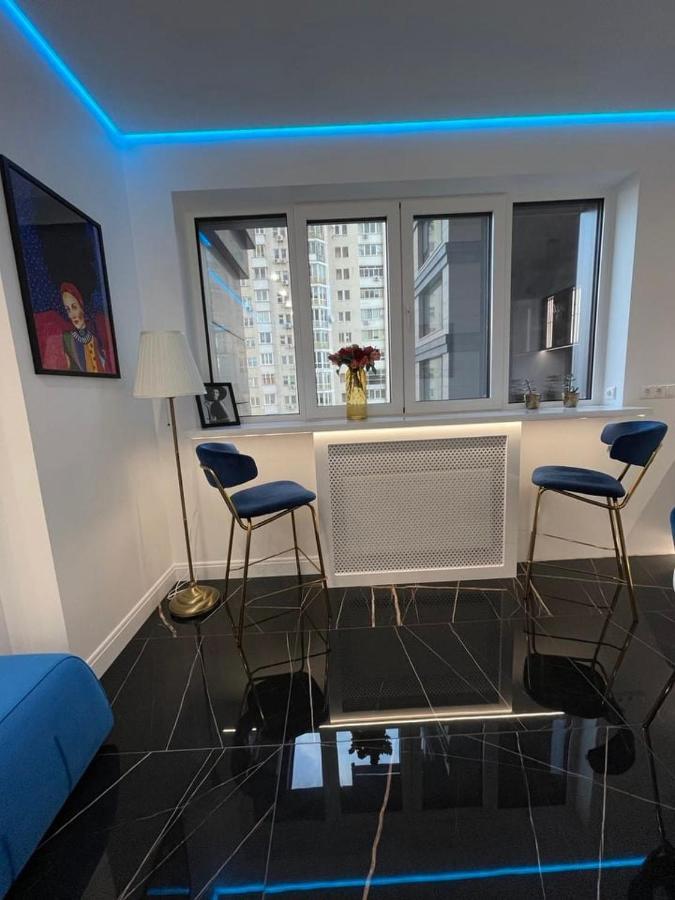 1 Room 65M2 Center Of Obolon Near River Side. 키예프 외부 사진